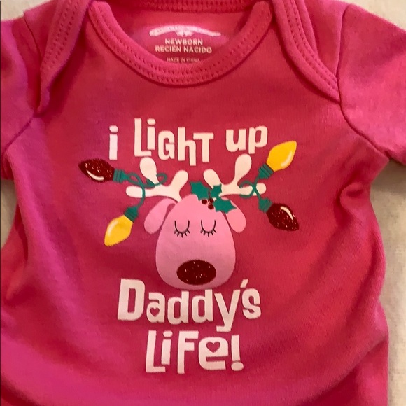 🎁 2 Holiday onesies🎁 NWOT - Picture 2 of 3